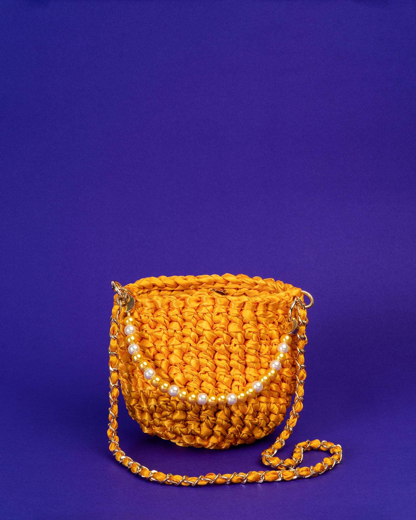 Crochet Asa Rígida con Perlas y Cadena, en Amarillo Bitono